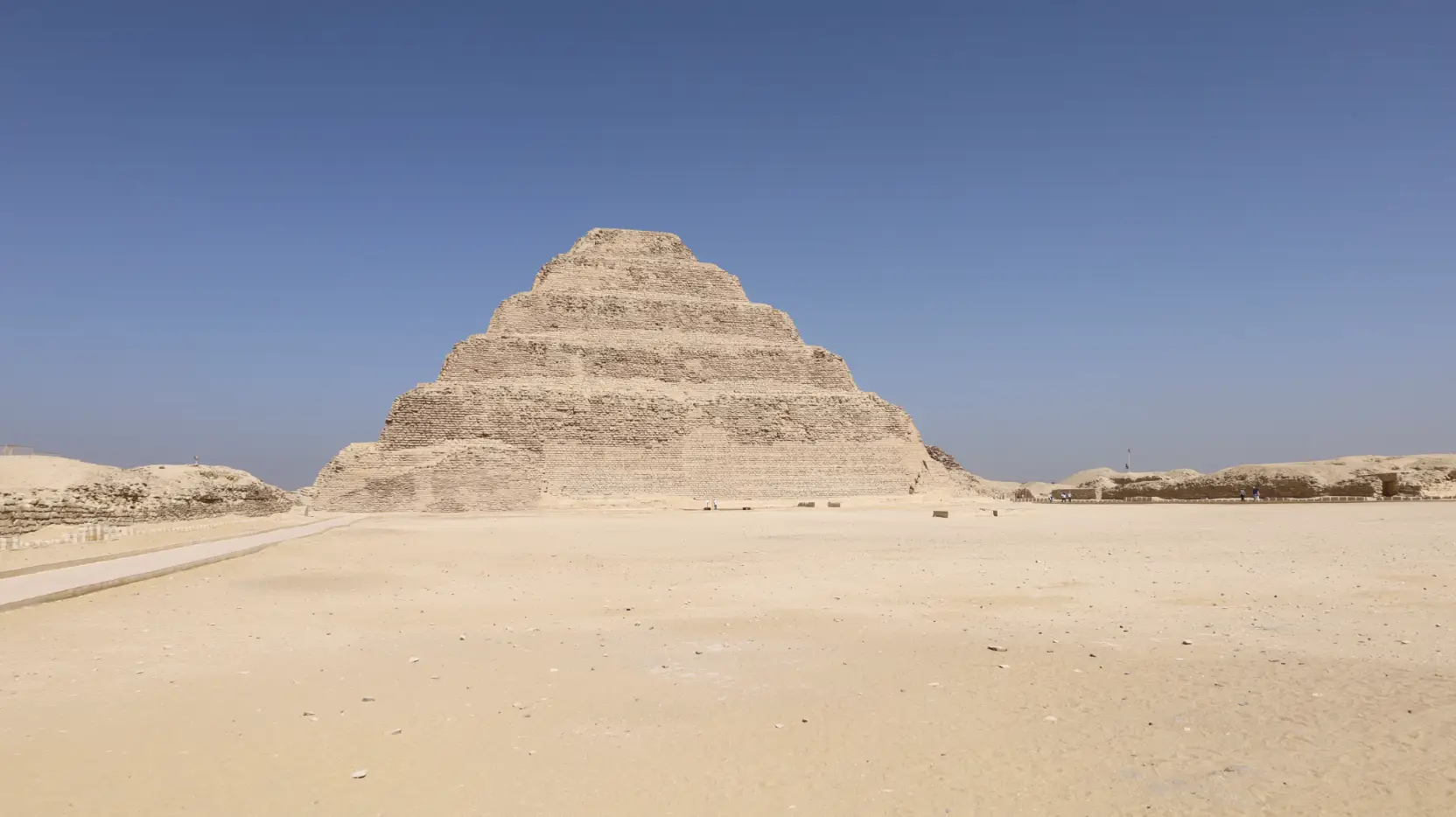 Full-Day Memphis, Saqqara & Dahshur Pyramids Tour